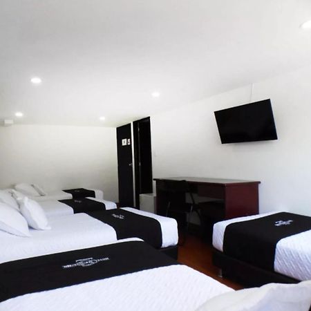 Hotel Colonial Internacional โบโกตา ภายนอก รูปภาพ