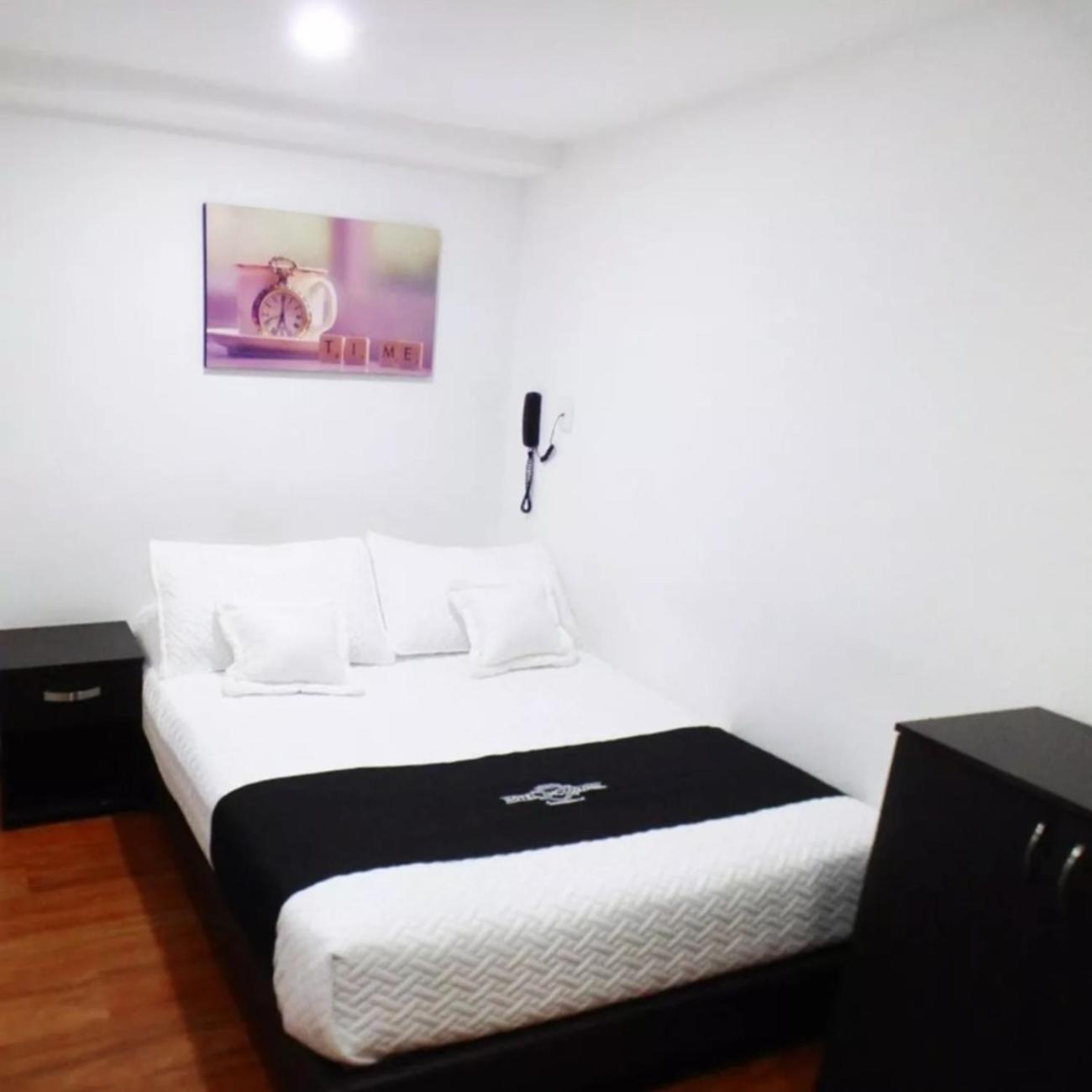 Hotel Colonial Internacional โบโกตา ภายนอก รูปภาพ